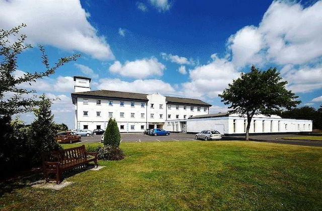 Gallery - Cairn Hotel