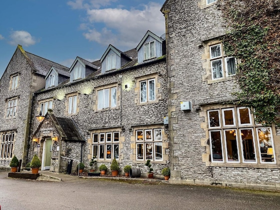 Gallery - Stonecross Manor Hotel