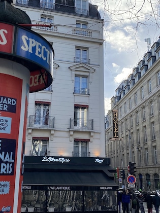 Gallery - Austin's Saint Lazare Hotel
