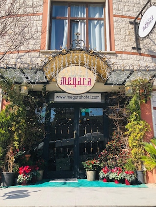Gallery - Megara Palace - Old City