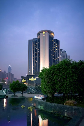 Gallery - Shangri-La Hotel Shenzhen