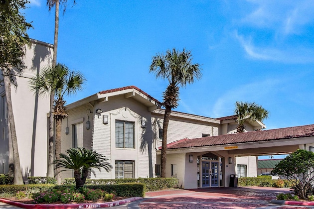Gallery - Motel 6 Baytown, Tx - Garth Rd