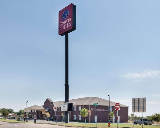 Gallery - Comfort Suites Plainview