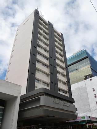 Gallery - Hotel Tower House Suites