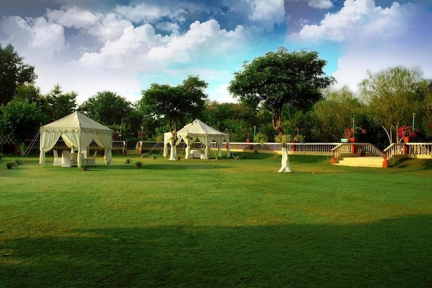 Gallery - Clarks Khajuraho