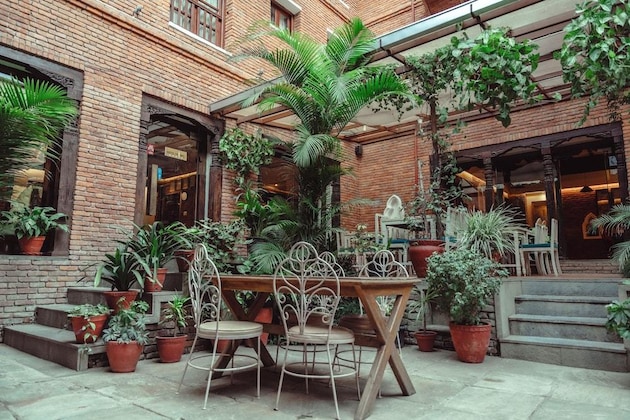 Gallery - Quay Apartments Thamel