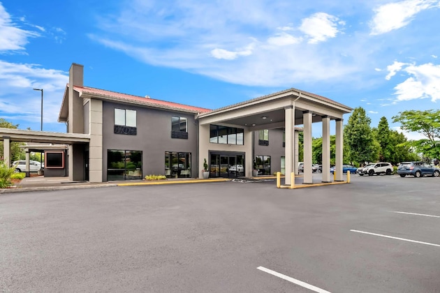 Gallery - Red Lion Hotel Portland Airport