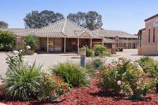 Gallery - The Standpipe Golf Motor Inn