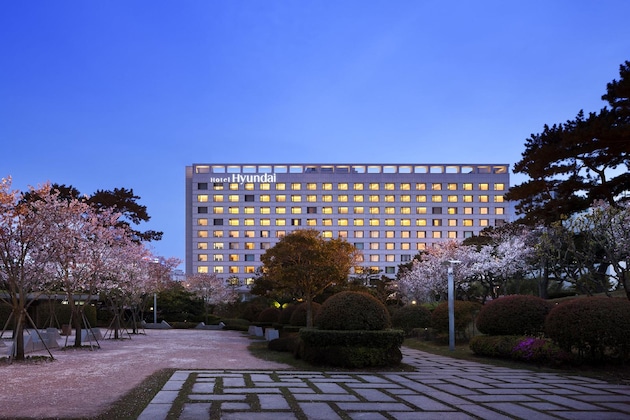 Gallery - Hotel Hyundai By Lahan Ulsan