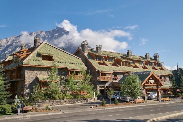 Gallery - The Fox Hotel And Suites