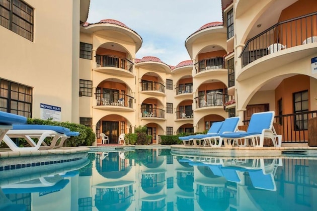 Gallery - Sunbreeze Suites