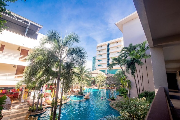 Gallery - Sea Breeze Jomtien Resort