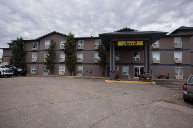 Gallery - Super 8 By Wyndham Whitecourt