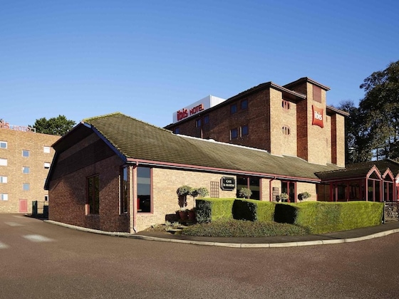 Gallery - Ibis London Luton Airport