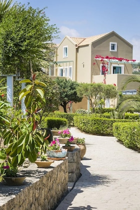 Gallery - Avithos Resort Apartments Hotel