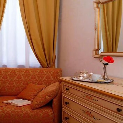 Gallery - Apostoli Palace
