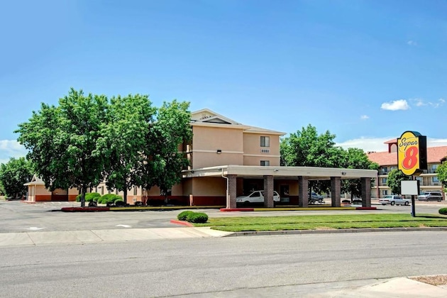 Gallery - Super 8 By Wyndham Albuquerque West Coors Blvd