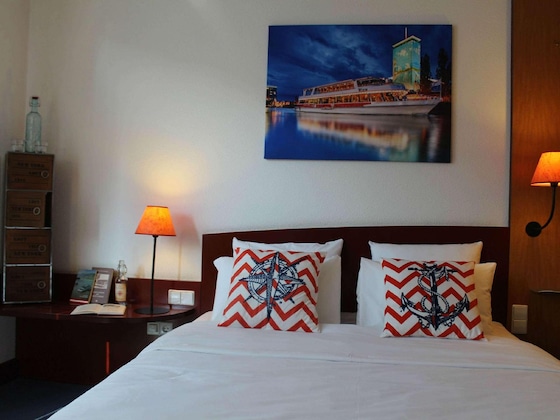 Gallery - Novotel Suites Wien City Donau
