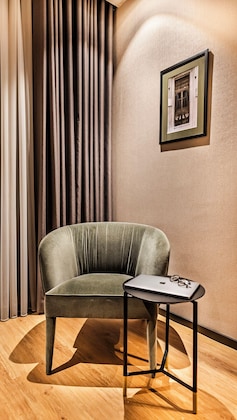 Gallery - Lamartine Hotel