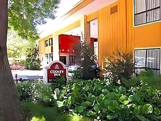Gallery - County Inn