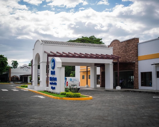 Gallery - Best Western Las Mercedes