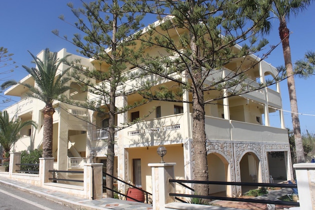 Gallery - Sunny Suites