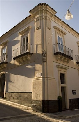 Gallery - De Stefano Palace