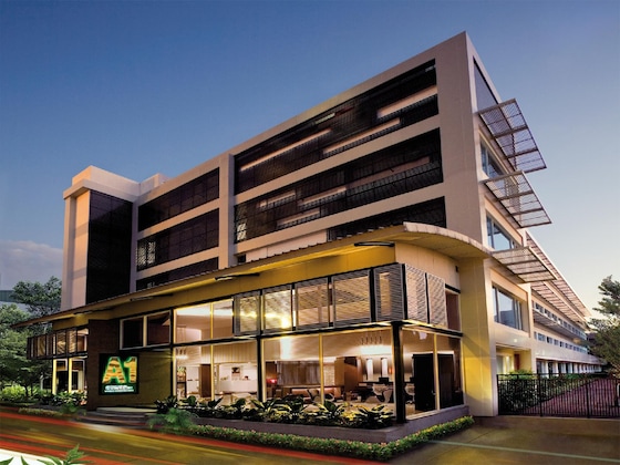Gallery - Happihaus Hotel Bangkok