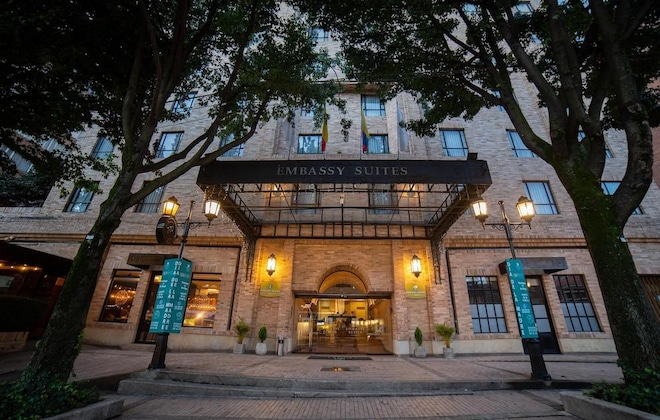 Gallery - Embassy Suites By Hilton Bogotá Rosales