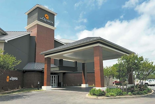 Gallery - La Quinta Inn & Suites By Wyndham Austin Airport