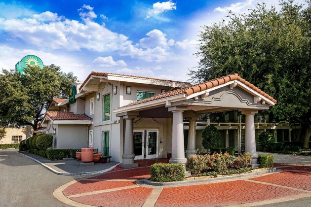 Gallery - La Quinta Inn Dallas Uptown