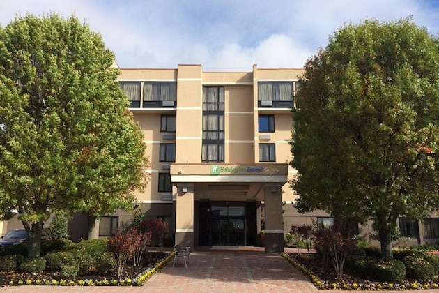 Gallery - Holiday Inn Express Aberdeen By Ihg