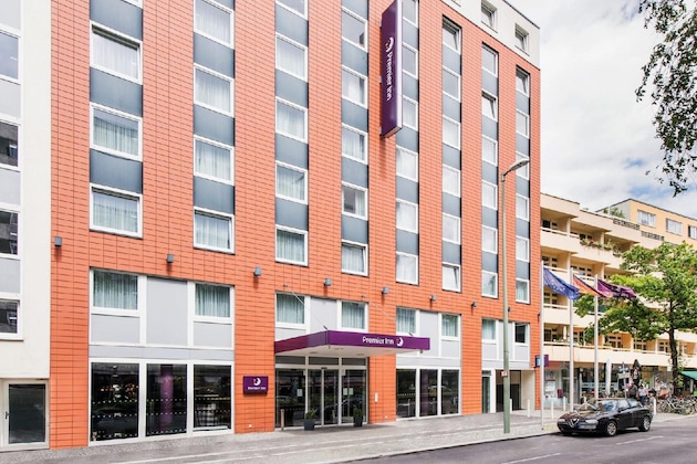Gallery - Premier Inn Berlin City Centre