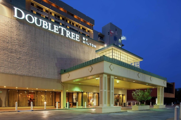 Gallery - Doubletree Little Rock