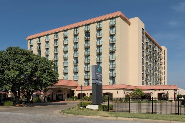 Gallery - Embassy Suites Tulsa I-44
