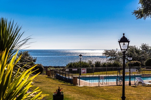 Gallery - Langstone Cliff