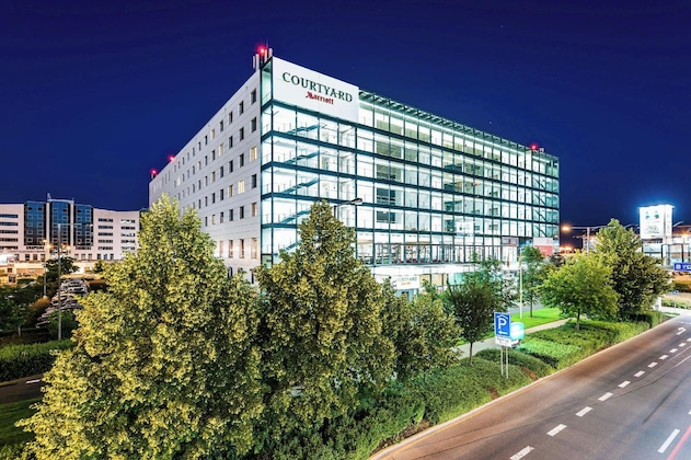 Gallery - Courtyard By Marriott Prague Airport