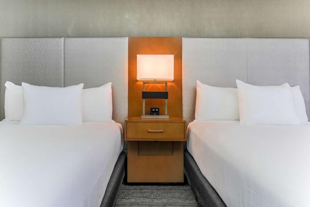 Gallery - DoubleTree By Hilton Hotel Atlanta Airport