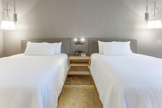 Gallery - Hilton Garden Inn St. Charles