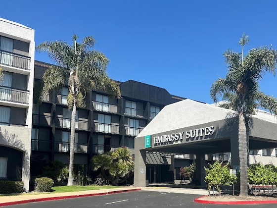 Gallery - Embassy Suites By Hilton San Luis Obispo