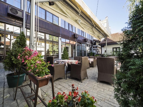 Gallery - Garni Hotel Le Petit Piaf