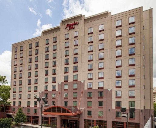 Gallery - Hampton Inn New York Laguardia Airport