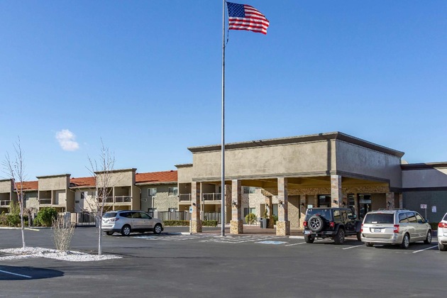 Gallery - Best Western Plus Lake Front Hotel