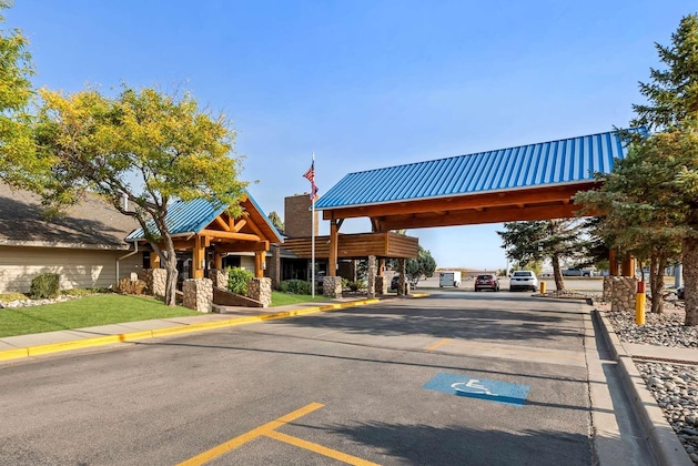 Gallery - Best Western Tower West Lodge
