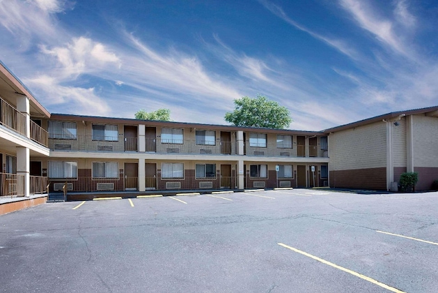 Gallery - Days Inn By Wyndham Spokane
