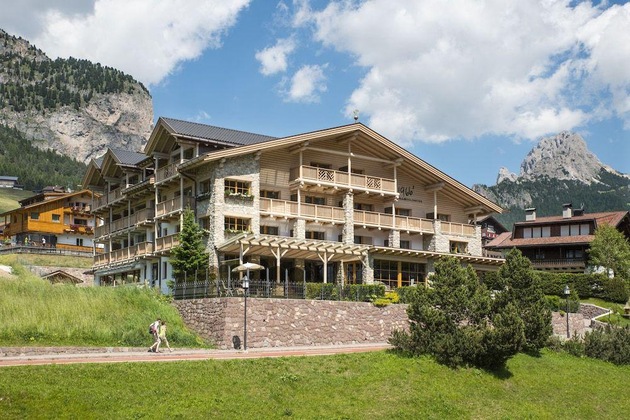 Gallery - Hotel Portillo Dolomites 1966'
