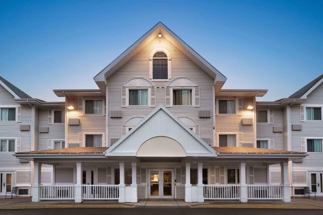 Gallery - Travelodge Suites By Wyndham Moncton