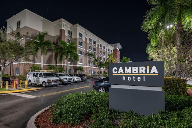 Gallery - Cambria Fort Lauderdale Airport South & Cruise Port