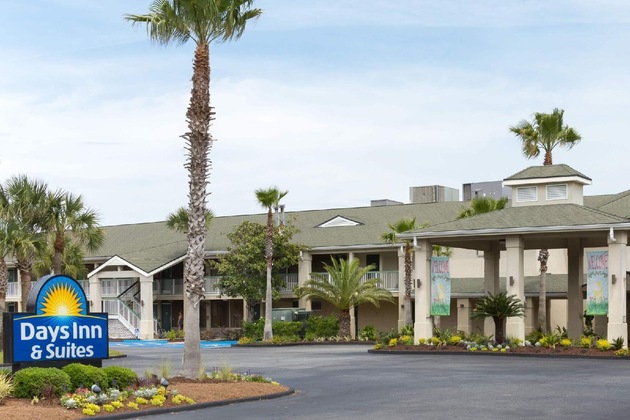 Gallery - Days Inn & Suites By Wyndham Jekyll Island