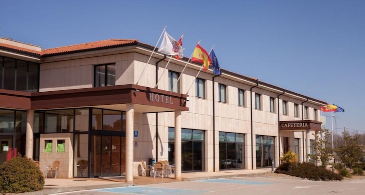 Gallery - Hotel Villa De Almazan